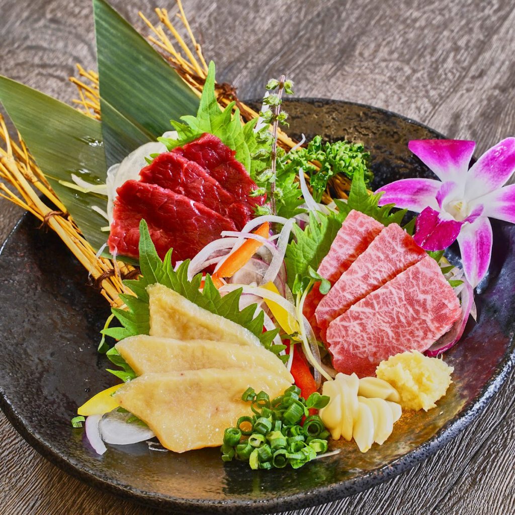 炭火焼肉 牛道 料理写真1