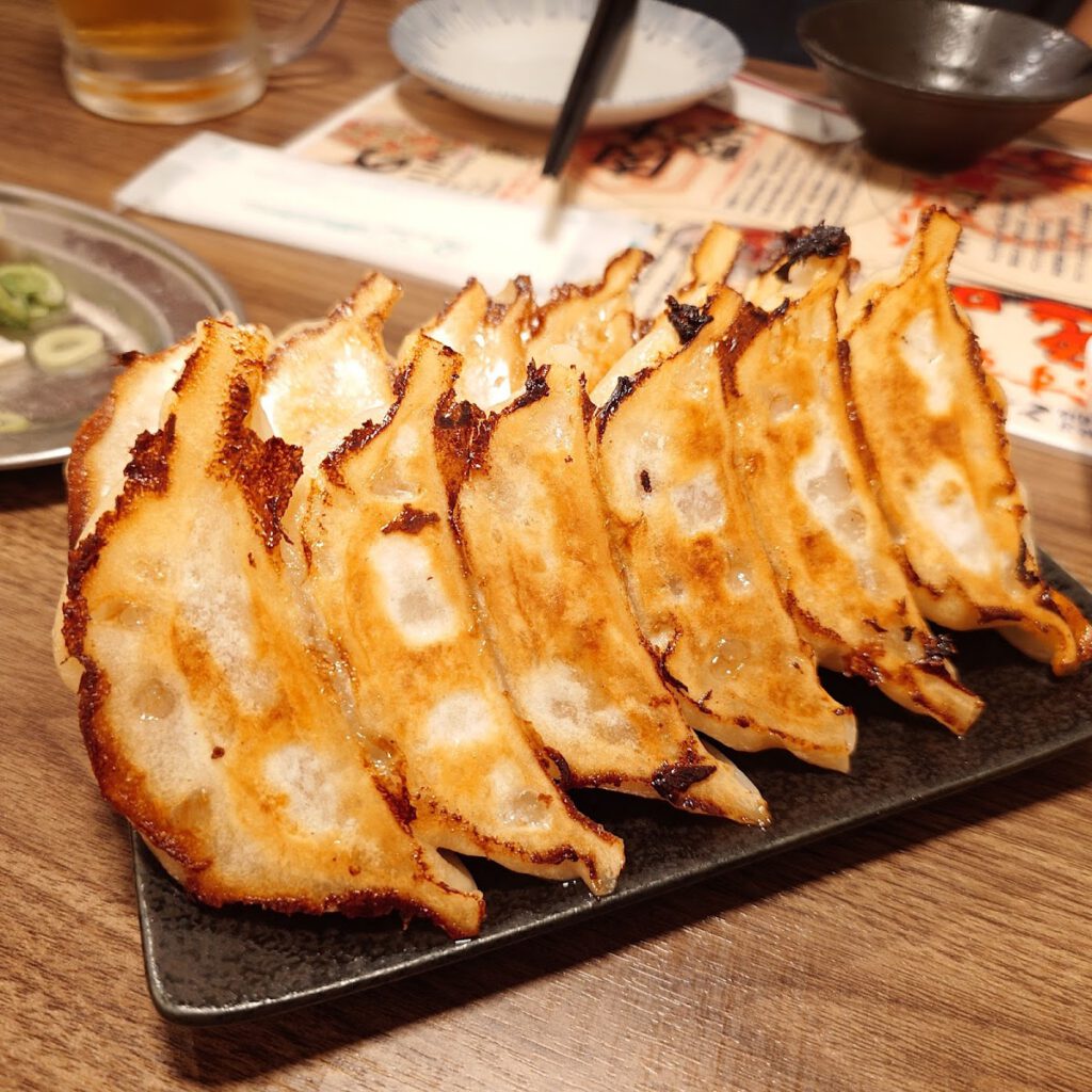 餃子酒場 肉汁 とっつぁん 池袋西口店 料理写真1