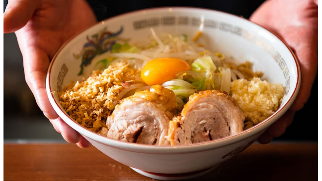 ラーメン豚山 池袋西口店 料理写真1