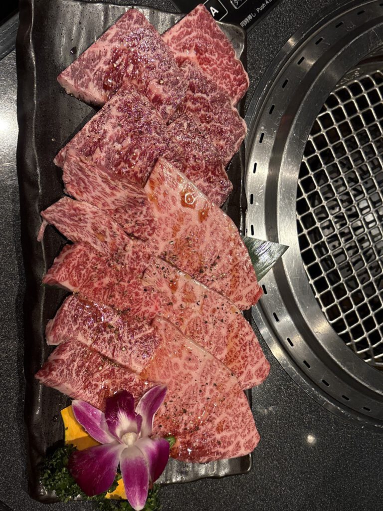 焼肉うし 池袋西口 A5和牛と雪降り和牛焼肉 料理写真1
