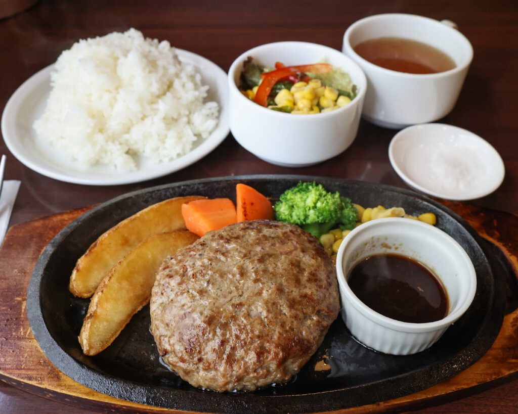 ハンバーグ ステーキ 宮崎亭 料理写真2