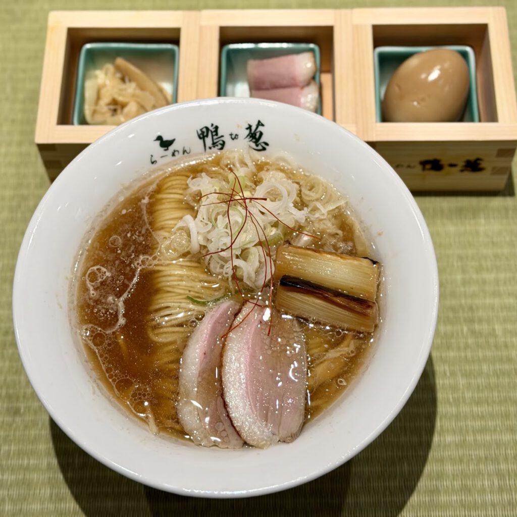 らーめん 鴨to葱 新宿西口店 料理写真2