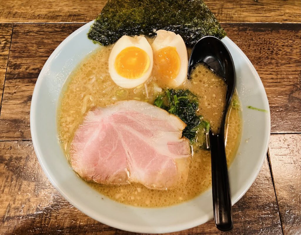横浜豚骨ラーメン 麺屋ひろ 新宿 歌舞伎町店 料理写真3