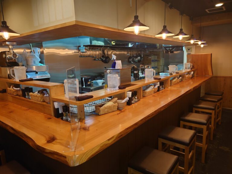 新宿歌舞伎町 麺堂にしき