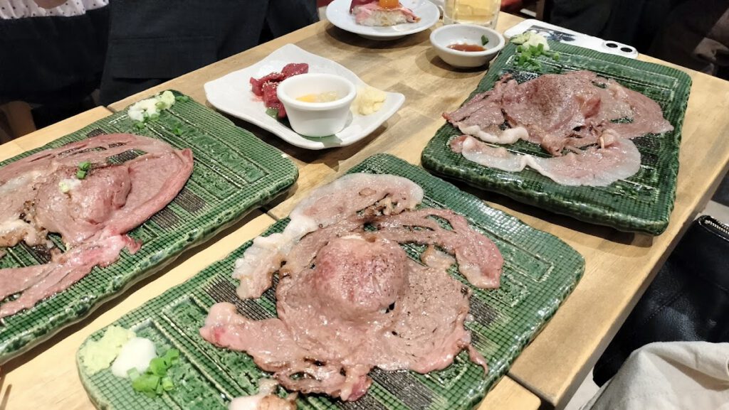 横浜 肉寿司 料理写真2