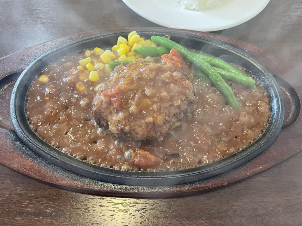 ハンバーグ&ステーキ BakuBaku 料理写真3