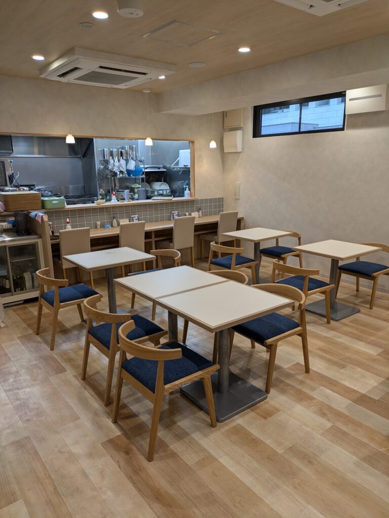 食堂 晴々