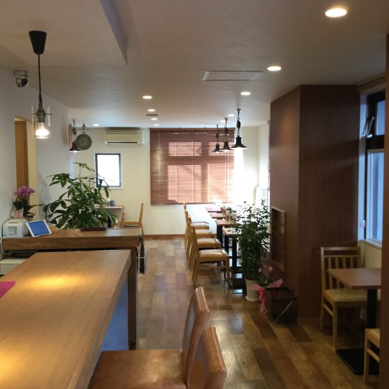 カフェ トロッコ