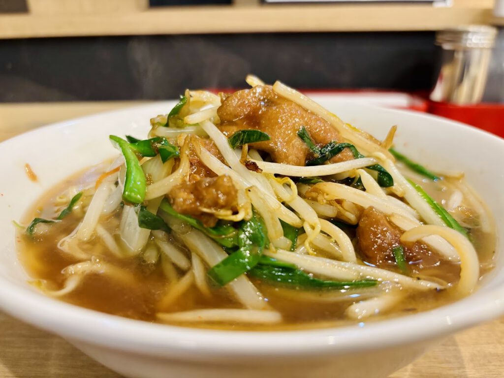 ラーメン中華食堂新世 出来野店 料理写真1