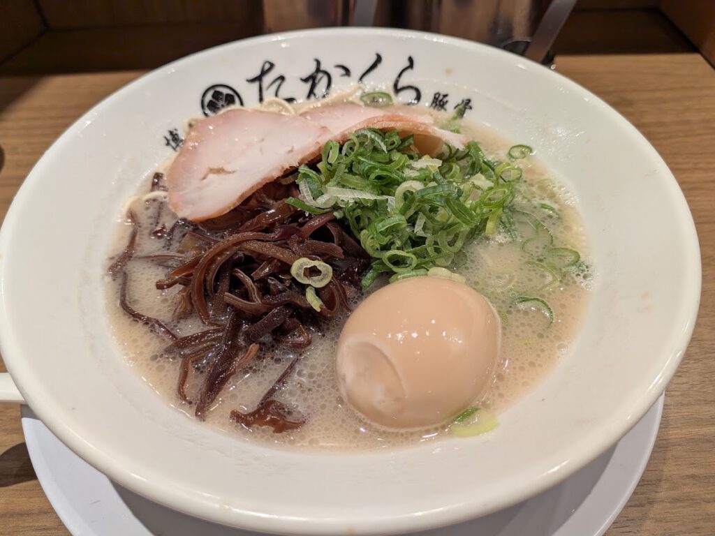 博多豚骨たかくら 武蔵小杉東急スクエア店 料理写真1