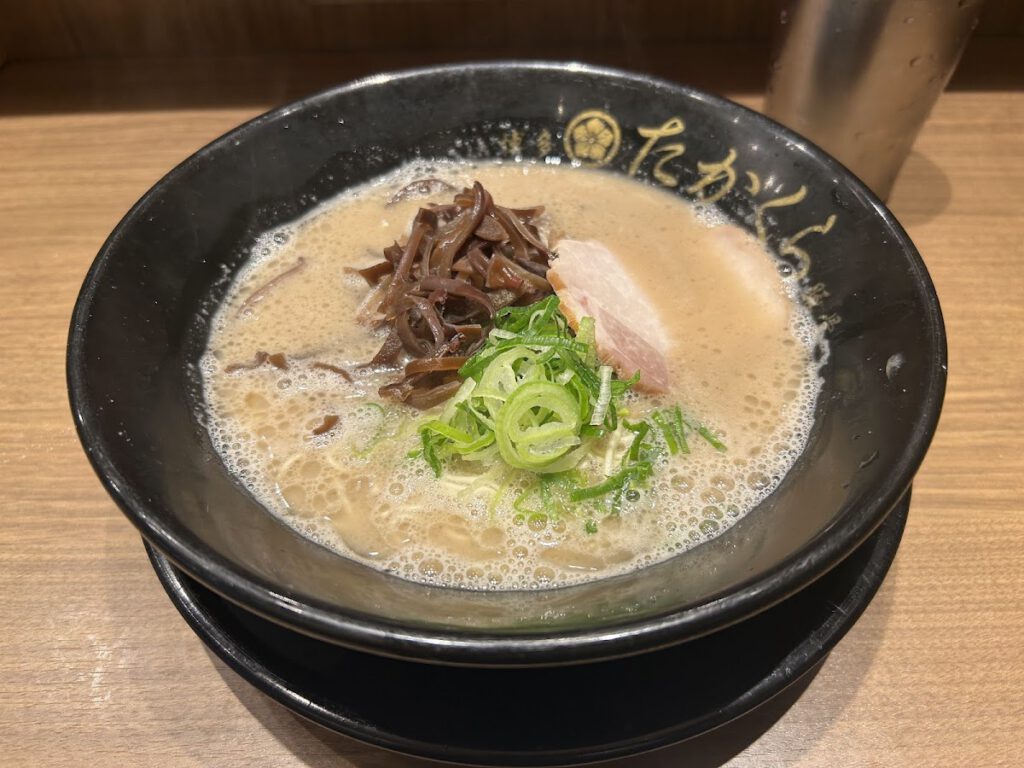 博多豚骨たかくら 武蔵小杉東急スクエア店 料理写真2