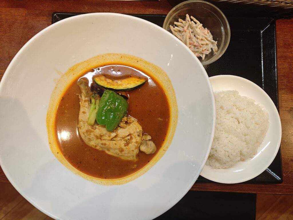 札幌スープカレー本舗 スパイスピエロ鶴見駅前店 料理写真1