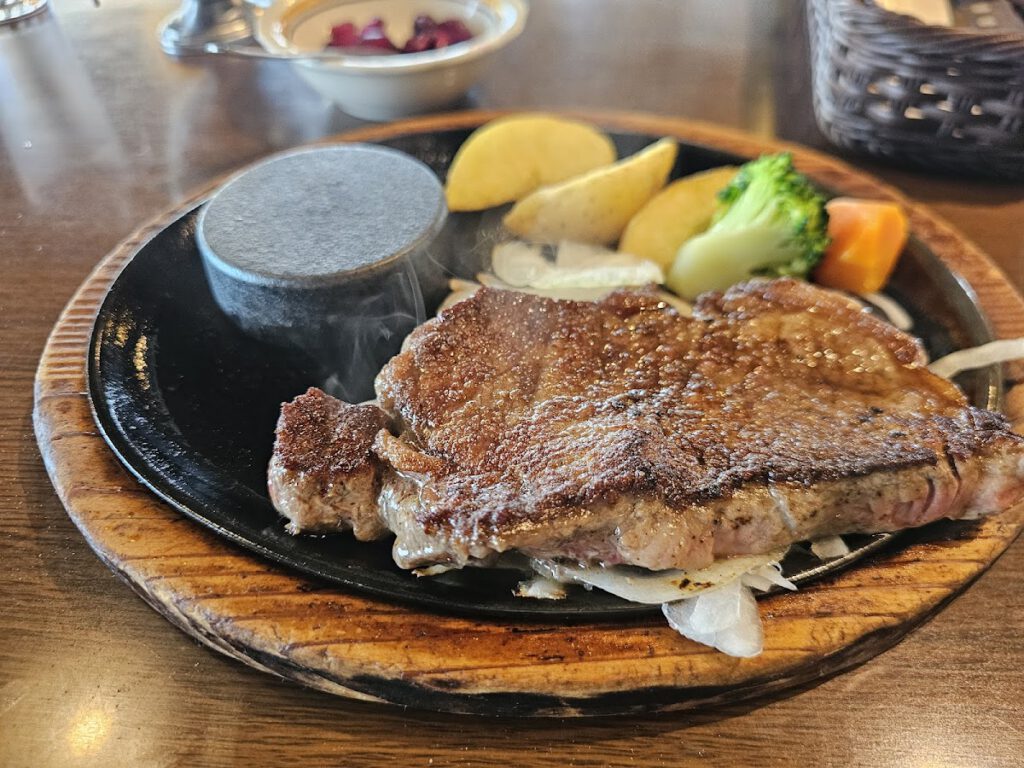 ステーキのあさくま 鶴見店 料理写真2