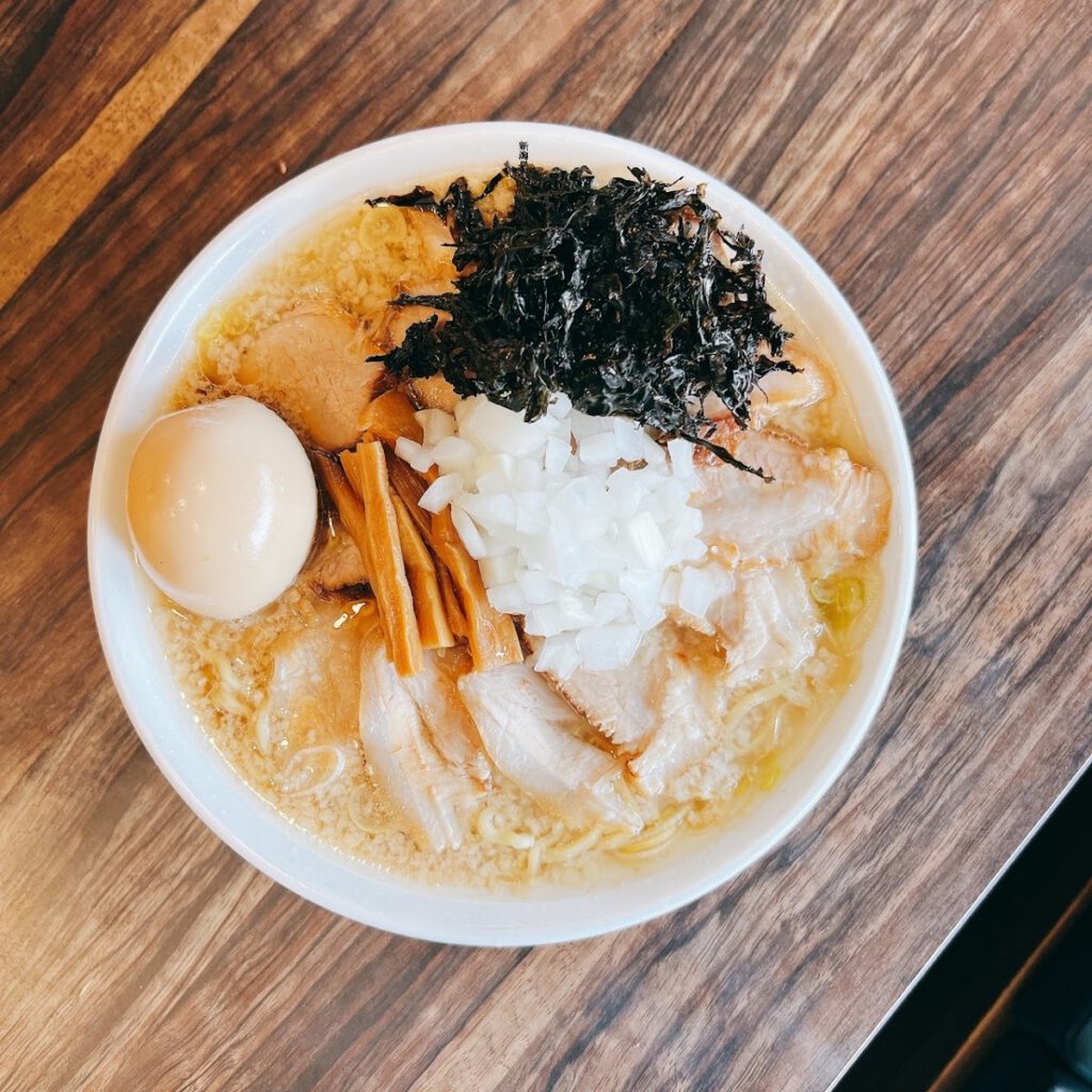 新潟長岡生姜醤油らーめんみずさわ 大宮東口店 料理写真1
