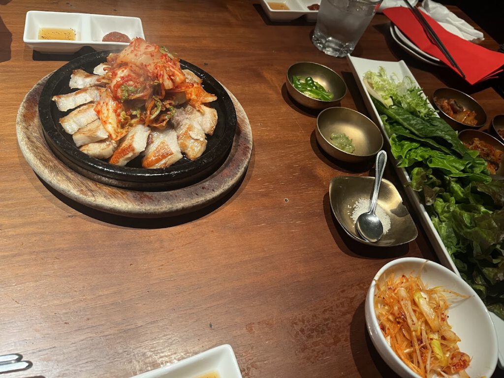 コリアンダイニング クオンズ 大宮店 料理写真1