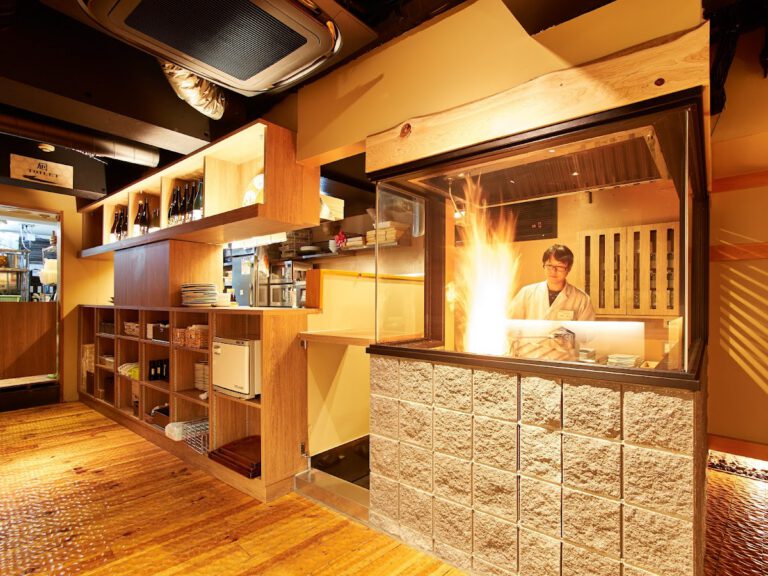 鰹藁焼き 屋台餃子 土佐宿毛 すくも マーケット