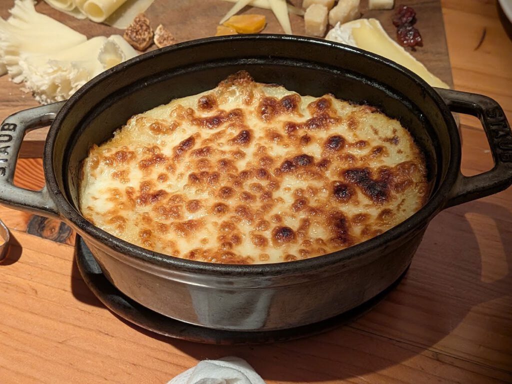 ワインの酒場 ディプント浦和店 料理写真1