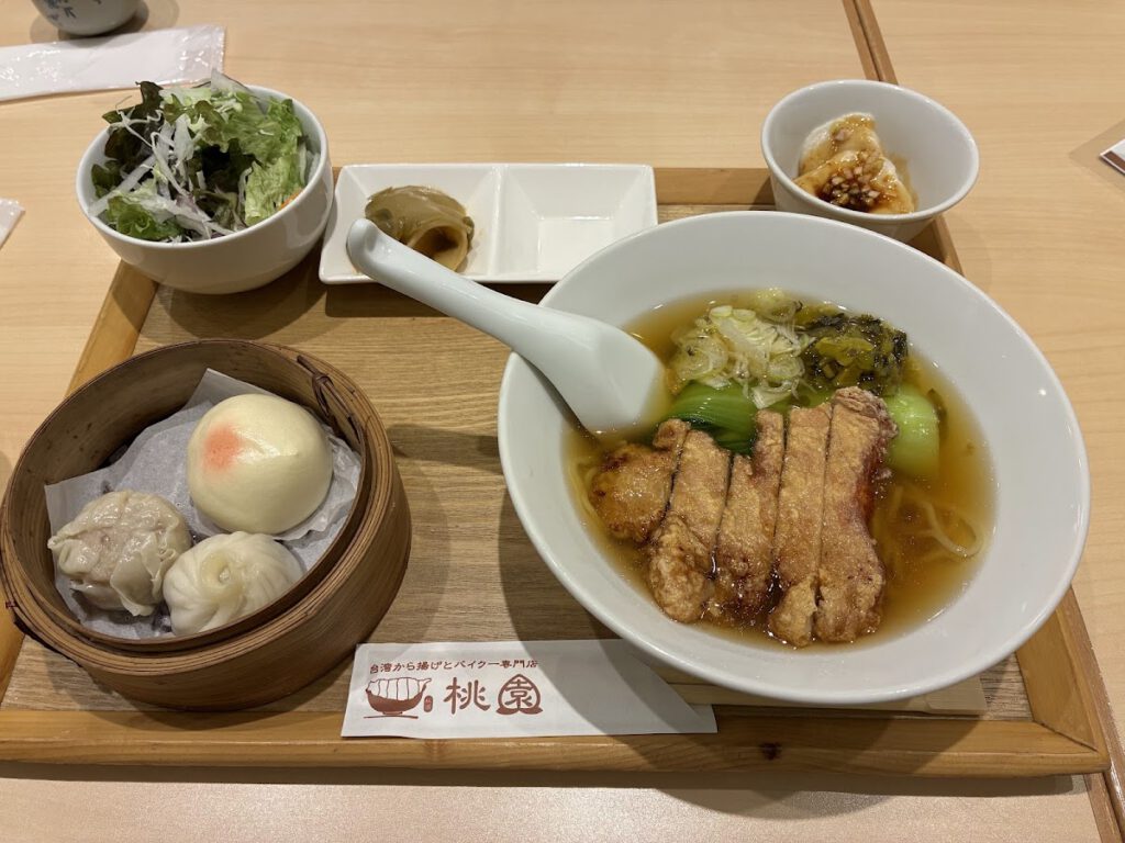 台湾から揚げとパイクー専門店 桃園 料理写真2