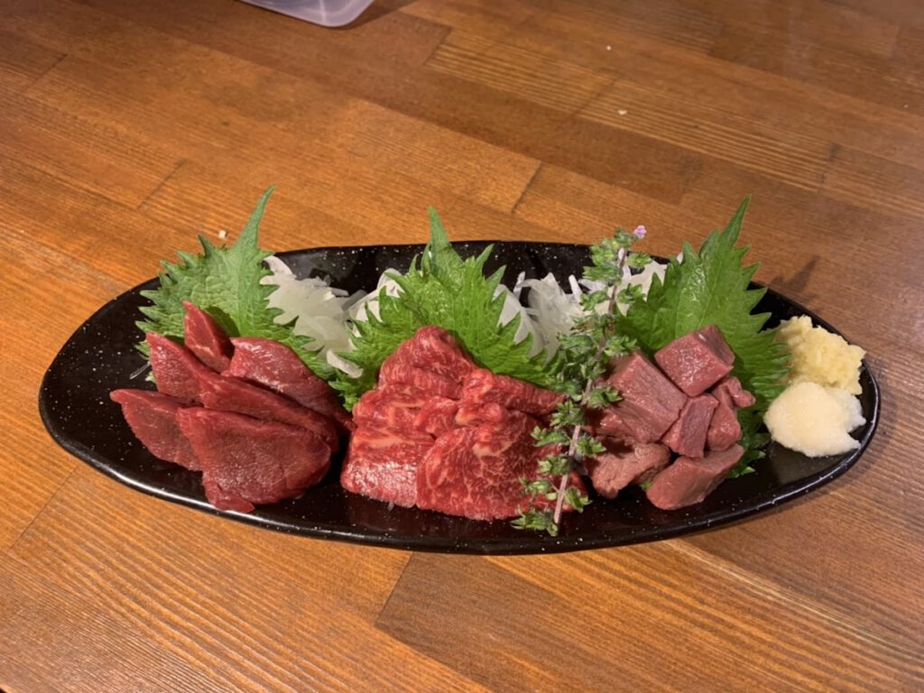炭火焼き鳥とさか中浦和店 料理写真1